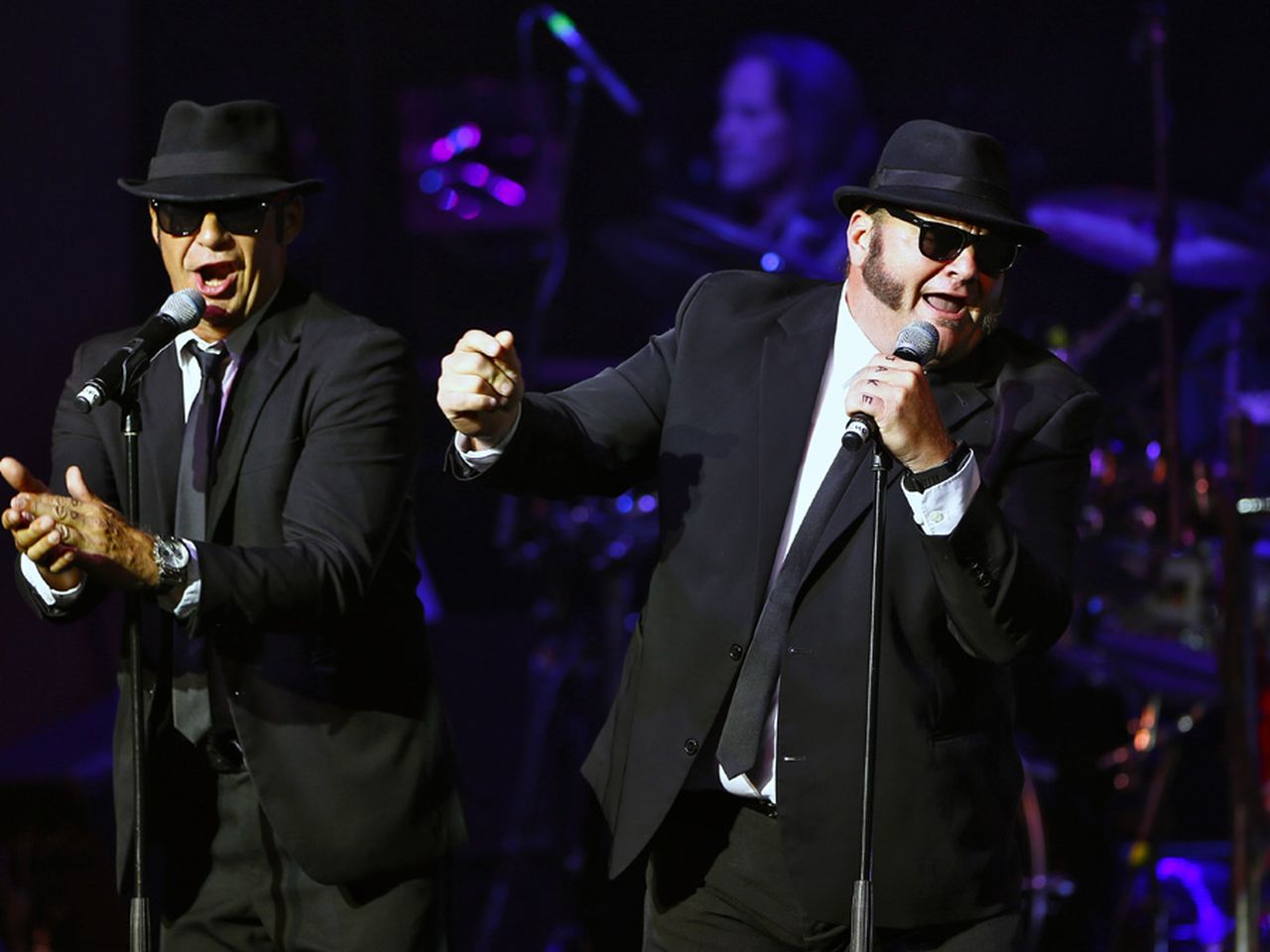 Stars Blues Brothers 930x680