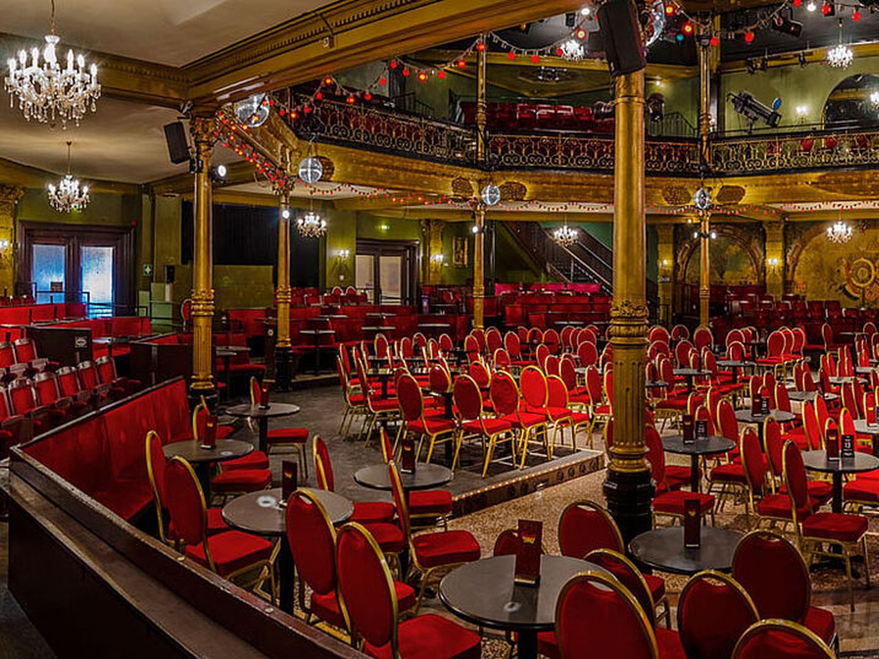 Saal Schmidts Tivoli