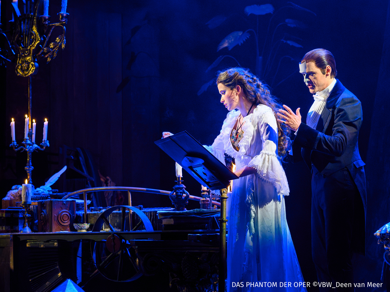 Beispielbild: DAS PHANTOM DER OPER mit Ticket und Hotel – Das Musical: